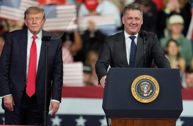 Najväčší nemecký odborový zväz kritizoval šéfa Audi za jeho vystúpenie po boku Trumpa