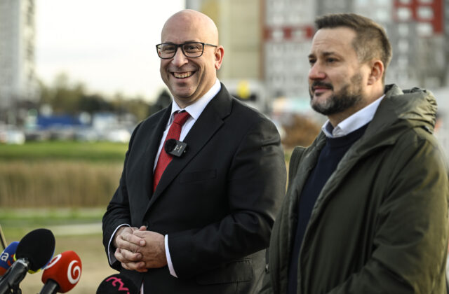 Súboj o Bratislavu bude napínavý. Vallo má pred Rážom náskok, jeho víťazstvo však nemusí byť jednoznačné