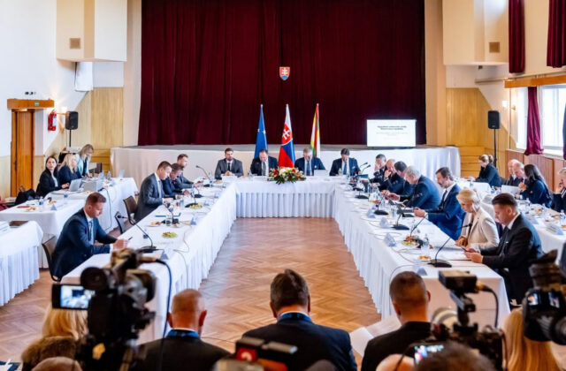Vláda podporí Turiec, Oravu a sever Slovenska miliónmi eur, financie získajú obce, kúpele i Matica slovenská – FOTO, VIDEO