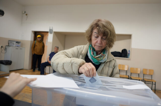 Bulhari volia prezidenta v tieni útokov na lode v Čiernom mori