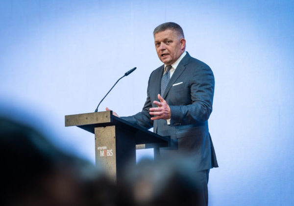 Fico tvrdí, že V4 presadila svoje. Od Bruselu žiada ďalšie opatrenia pre vysoké ceny elektriny – VIDEO