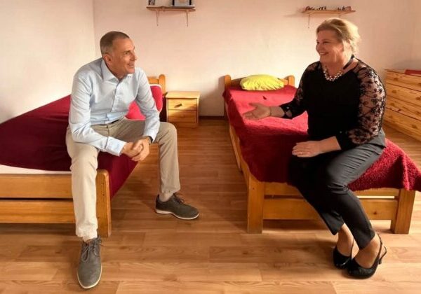 Žilinka navštívil Reedukačné centrum v Hlohovci, s riaditeľkou diskutoval o výchove a vzdelávaní detí