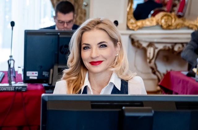 Ministerka kultúry Šimkovičová bude podpredsedníčkou vlády. Fico odovzdal Pellegrinimu návrh na jej vymenovanie