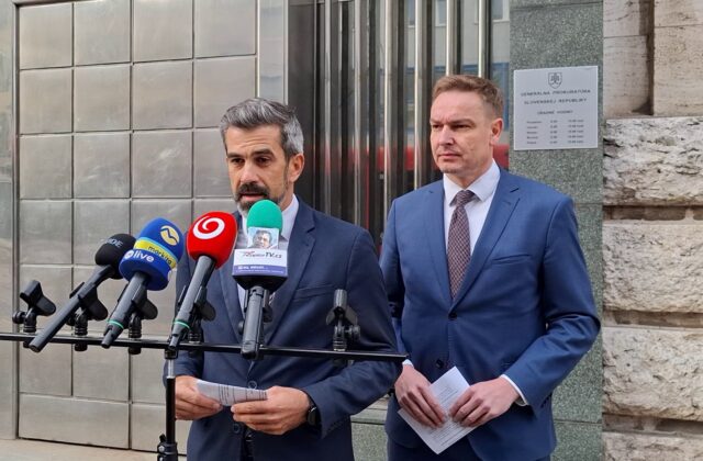 Progresívne Slovensko podalo trestné oznámenia na ministra Migaľa – VIDEO