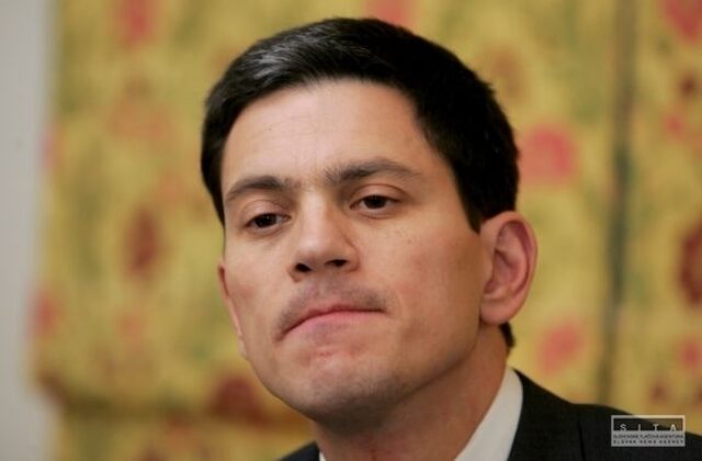 Putin chce vyhrať vojnu terorizovaním civilistov, obvinil ruského vodcu britský minister zahraničia pri návšteve Kyjeva