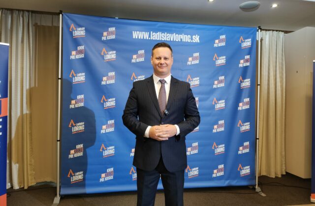 Favoritom volieb primátora Košíc je podľa najnovšieho prieskumu Ladislav Lörinc, Polaček je až tretí