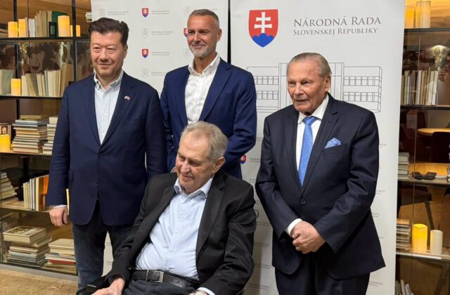 Zeman a Schuster sa zapísali do histórie. Ako prví získali Cenu za česko-slovenskú vzájomnosť – FOTO