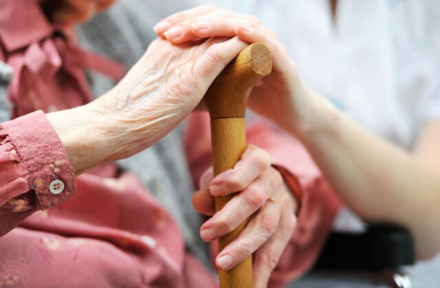 Počet seniorov rapídne rastie, čoraz viac Slovákov sa dožíva aj veľmi vysokého veku